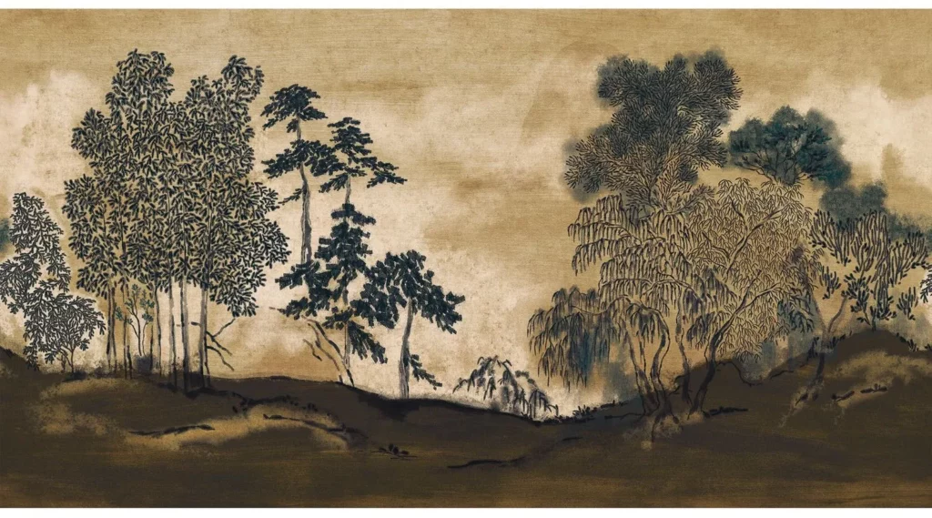 Koraku von Casamance mit einer dunklen Baumlandschaft und fein gezeichneten Ästen vor goldbraunem Grund.